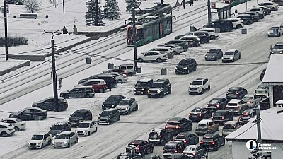 Из-за непогоды 4 марта в Челябинске взлетели цены на такси