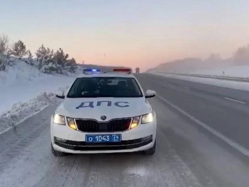 Движение по трассе М‑5 на западе Челябинской области затруднено из‑за метели