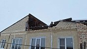 Снег обрушил крышу жилого дома в селе Степном