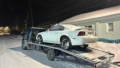 В Челябинской области задержали эвакуатор с краденым «Мустангом»