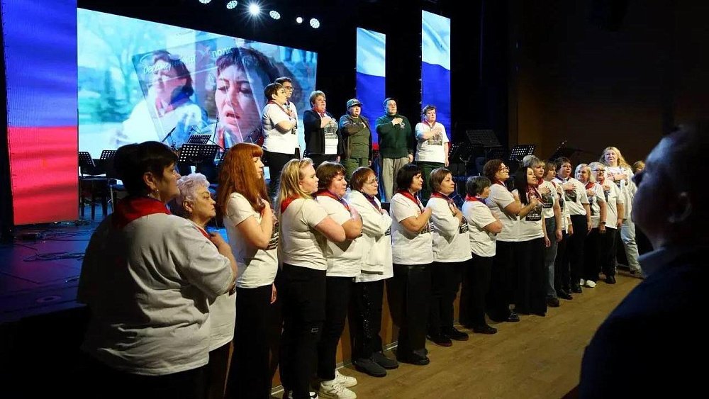 Алексей Текслер: «Женщины Южного Урала обеспечивают самый надежный тыл для бойцов СВО»