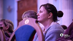 В Челябинске прошел праздничный концерт для жен и мам участников СВО