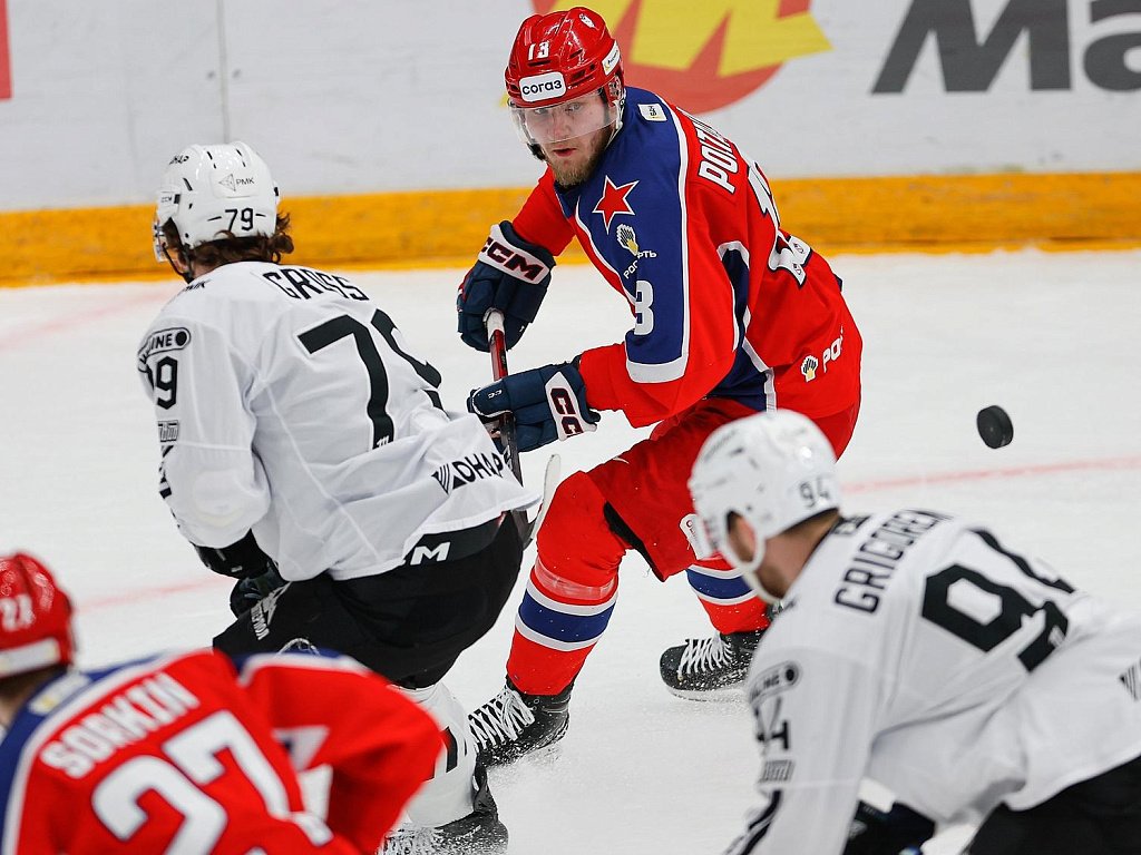 Челябинские хоккеисты помогли ЦСКА выиграть у «Трактора»