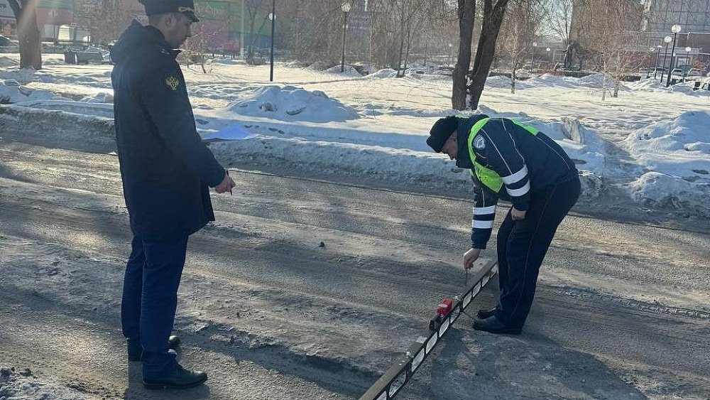 Подрядчик заплатит 300 тысяч рублей за плохую уборку снега в Магнитогорске