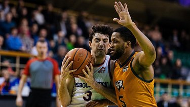 Клуб «ЧБК» вернул себе лидерство в баскетбольной Суперлиге