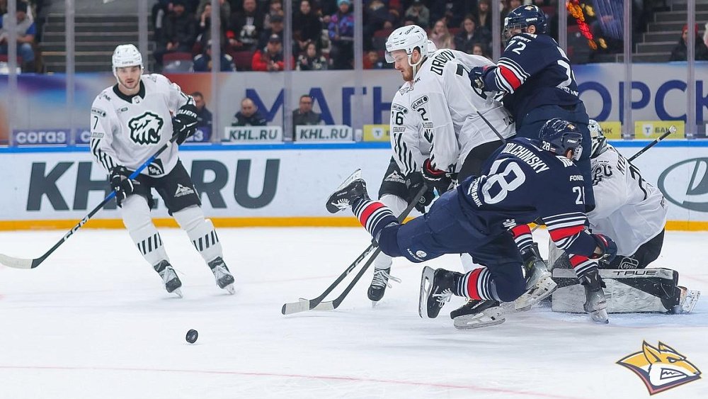 Магнитогорский «Металлург» в пятый раз в сезоне выиграл у «Трактора» в КХЛ