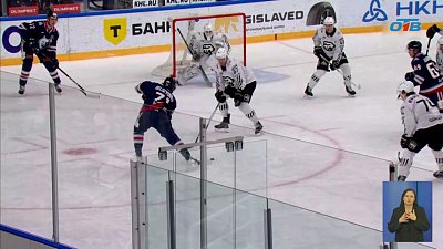 «Трактор» в гостях уступил «Нефтехимику»