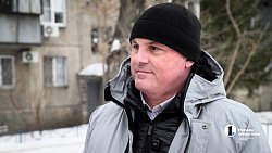 В Челябинске владельцам обледеневших балконов выставят счет за неубранные сосульки