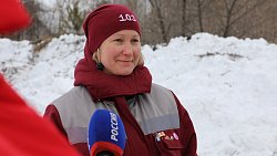 В Магнитогорске горячей водой промывают водопропускные трубы