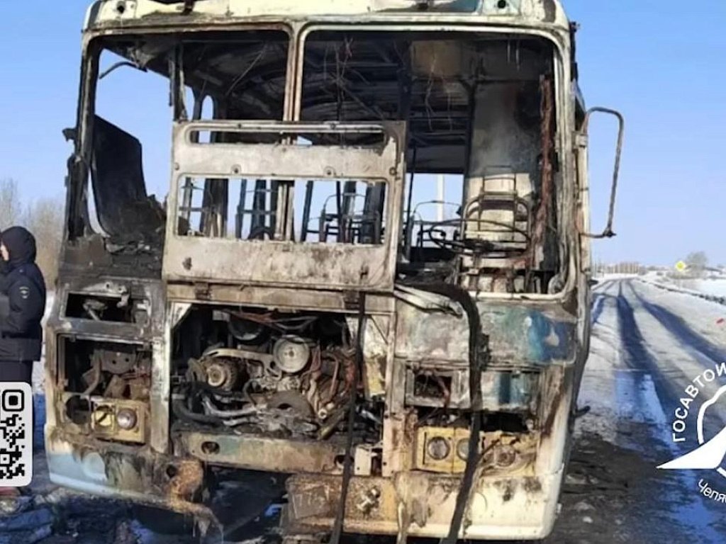 В Челябинской области загорелся рейсовый автобус с пассажирами