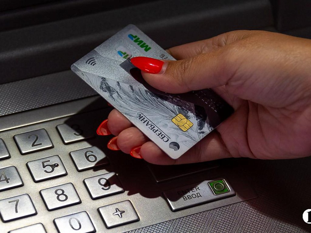 Жительница Магнитогорска перевела мошенникам 4 миллиона рублей