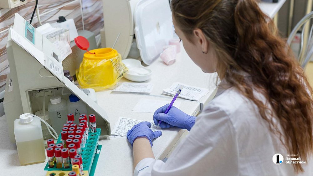 Вячеслав Володин призвал отозвать рекомендации медработникам о цвете одежды