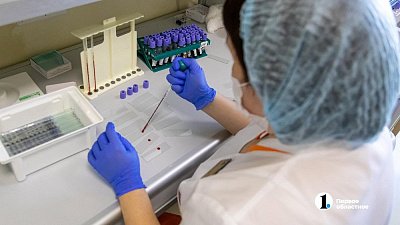 Гепатитом C чаще всего можно заразиться в тату-салоне, на маникюре и в стоматологии