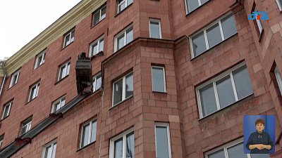 Челябинск очищают от последствий зимы