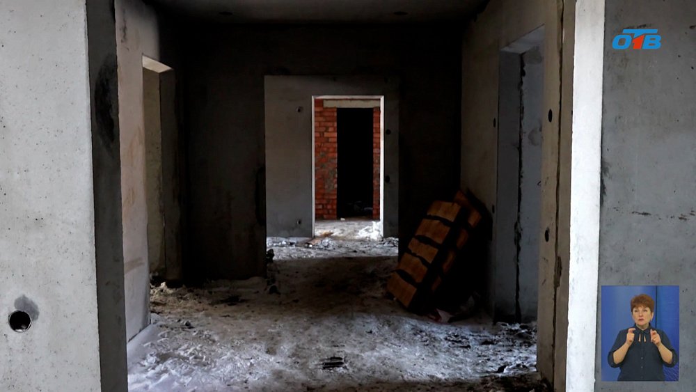 В Троицке строят дом для переселенцев и сирот