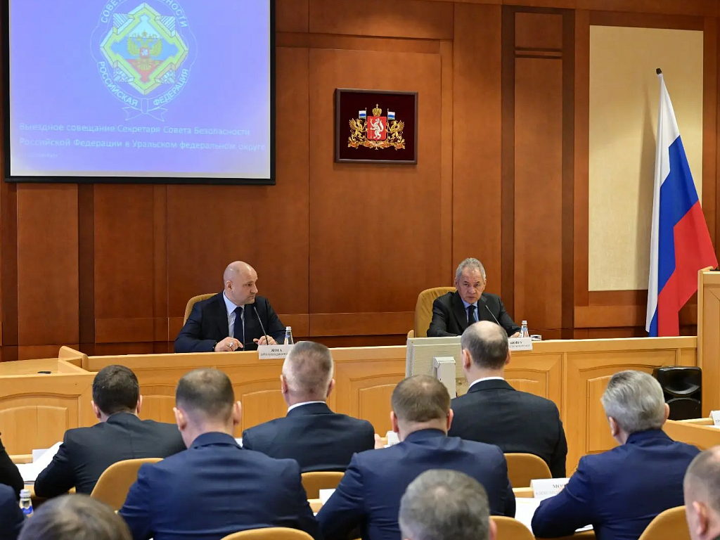 Губернатор Текслер на докладе