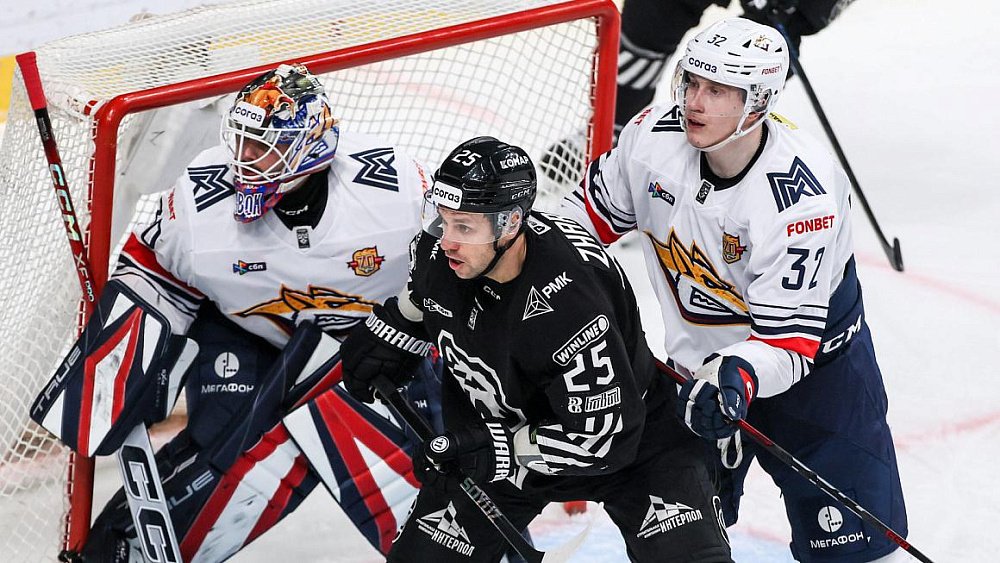 «Трактор» впервые в сезоне выиграл южноуральское дерби у «Металлурга»