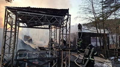 В Миассе на пожаре в кафе погибли двое молодых людей 