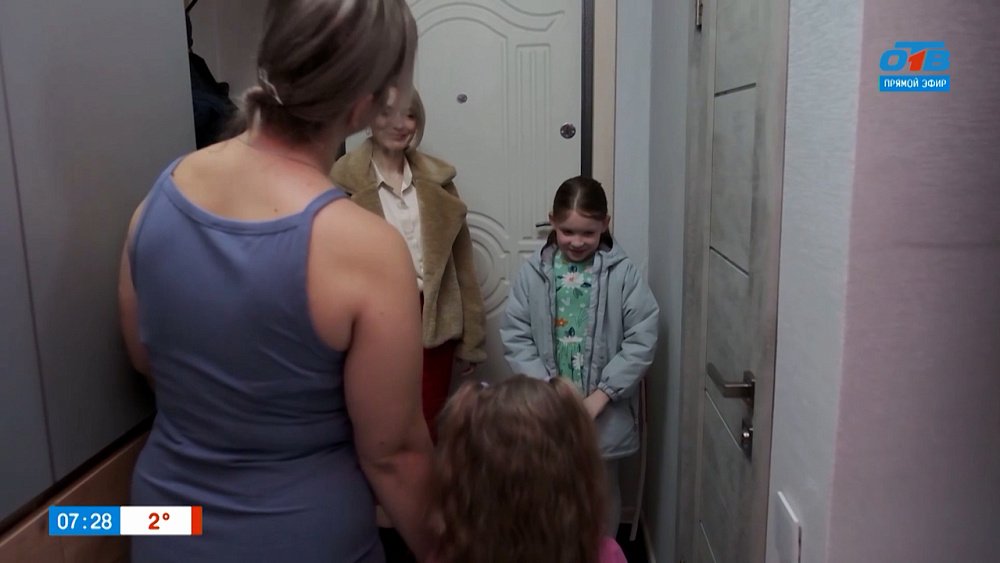 Узнаем, как вести себя в гостях, в рубрике «Школа хороших манер»