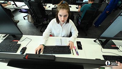 «Там робот отвечает»: эксперт нашел грань для челябинского бизнеса в работе с ИИ