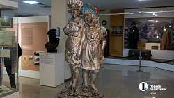 «Чувствуем энергетику вещей»: хранитель музея Южного Урала о работе с артефактами