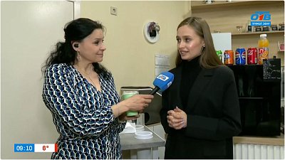 Сортируем кофейные стаканчики в прямом включении