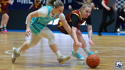 Баскетболистки «Металлурга» с победы стартовали в плей-офф Высшей лиги