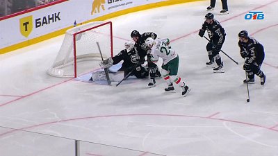 «Трактор» уступил «Ак Барсу» в четвертом матче серии Кубка Гагарина