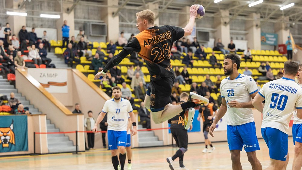 Челябинец Павел Аркатов признан лучшим игроком марта в гандбольной Суперлиге