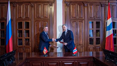 Парламенты Челябинской и Омской областей подписали соглашение о сотрудничестве