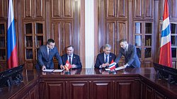 Парламенты Челябинской и Омской областей подписали соглашение о сотрудничестве