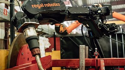 Челябинский компрессорный завод внедряет в цехах промышленных роботов