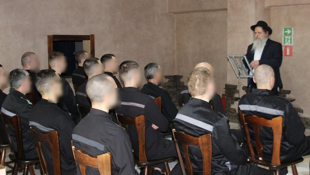 В челябинской ИК-1 прошла встреча осужденных с раввином в честь праздника Песах