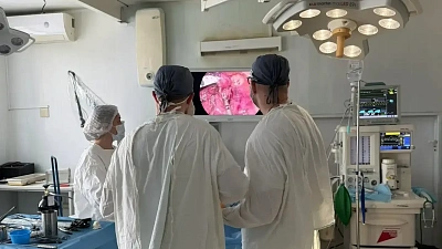 В Челябинске рак щитовидной железы теперь оперируют, не оставляя шрамов на шее