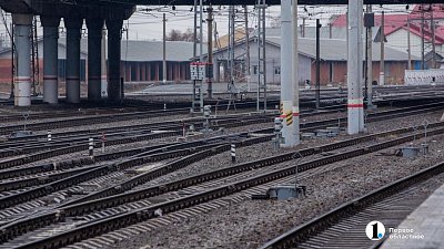 Семь вагонов пассажирского поезда Челябинск — Москва сошли с рельсов