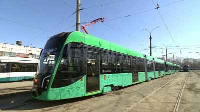 В Челябинске запустили трехсекционные трамваи