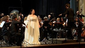 В Челябинске выступила солистка Большого театра Альбина Латыпова