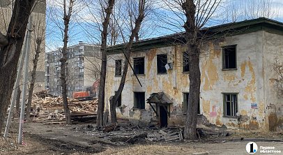 В Челябинске снесли два барака на Цинковой в рамках КРТ