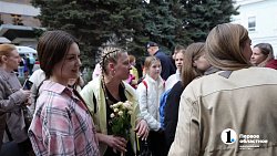 Челябинск аплодисментами встретил пассажиров опрокинувшегося под Ульяновском поезда