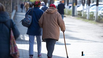 Более 100 тысяч челябинских пенсионеров старше 80 лет получили повышенную пенсию