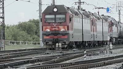 В Миассе встретили пассажиров сошедшего с рельсов поезда