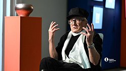 «Заставить „котелок“ работать»: Михаил Шемякин — о русском абсурде и нейросетях