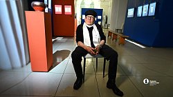 «Заставить „котелок“ работать»: Михаил Шемякин — о русском абсурде и нейросетях