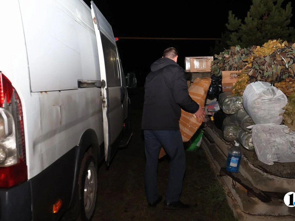 Очередной гумконвой везут пограничники Челябинска в зону СВО