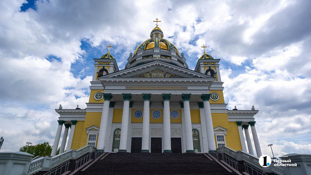 Касым-Жомарт Токаев поздравил православных казахстанцев с праздником Пасхи