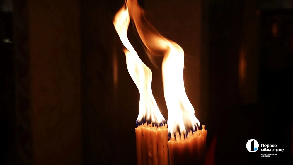 Благодатный огонь доставили в Челябинск в праздник Пасхи