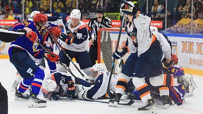 Магнитогорские хоккеисты «засушили» матчи с «Химиком» в плей-офф ВХЛ