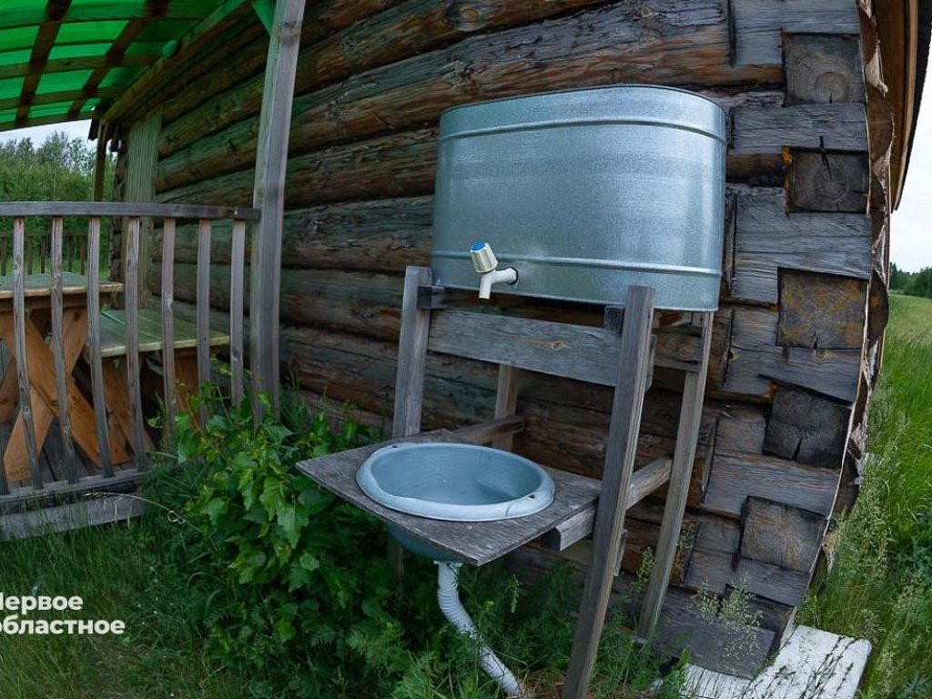 В Златоусте соседи затеяли судебную тяжбу из‑за стекающей с крыши воды