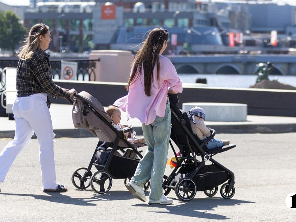 Работодателям запретят ставить испытательный срок для мам с детьми до трех лет