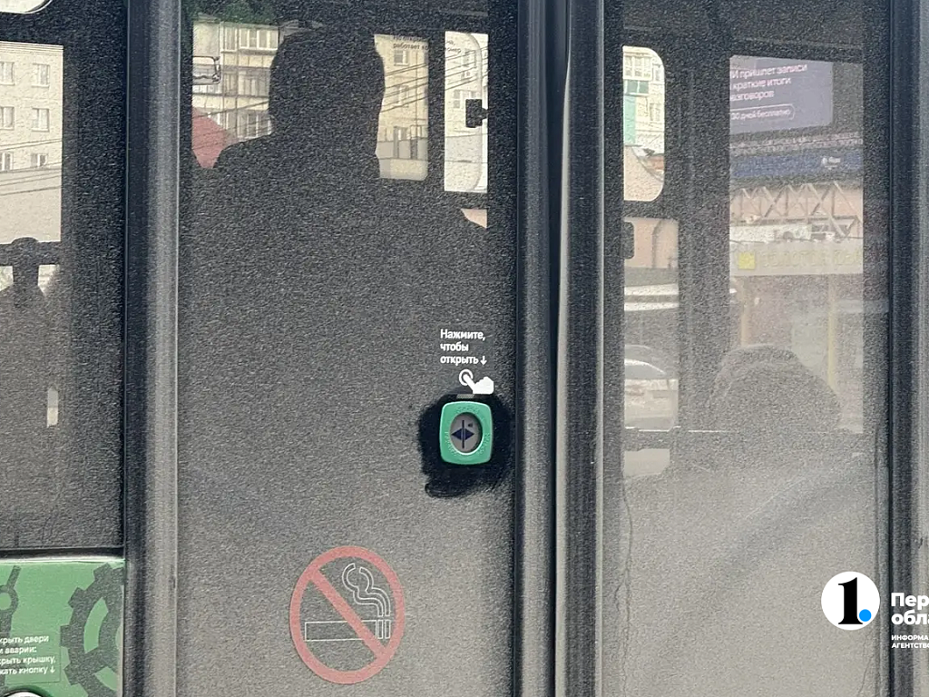 Челябинцы пожаловались на новую систему открытия дверей в автобусах № 24